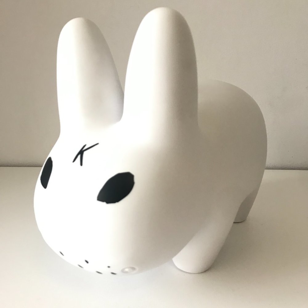 KOZIK x KIDROBOT Smorkin Lappit White Vinyl 10"